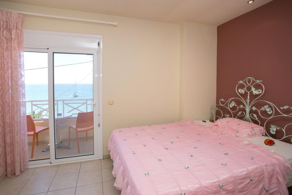 Studios Akrogiali Limenaria  Chambre photo