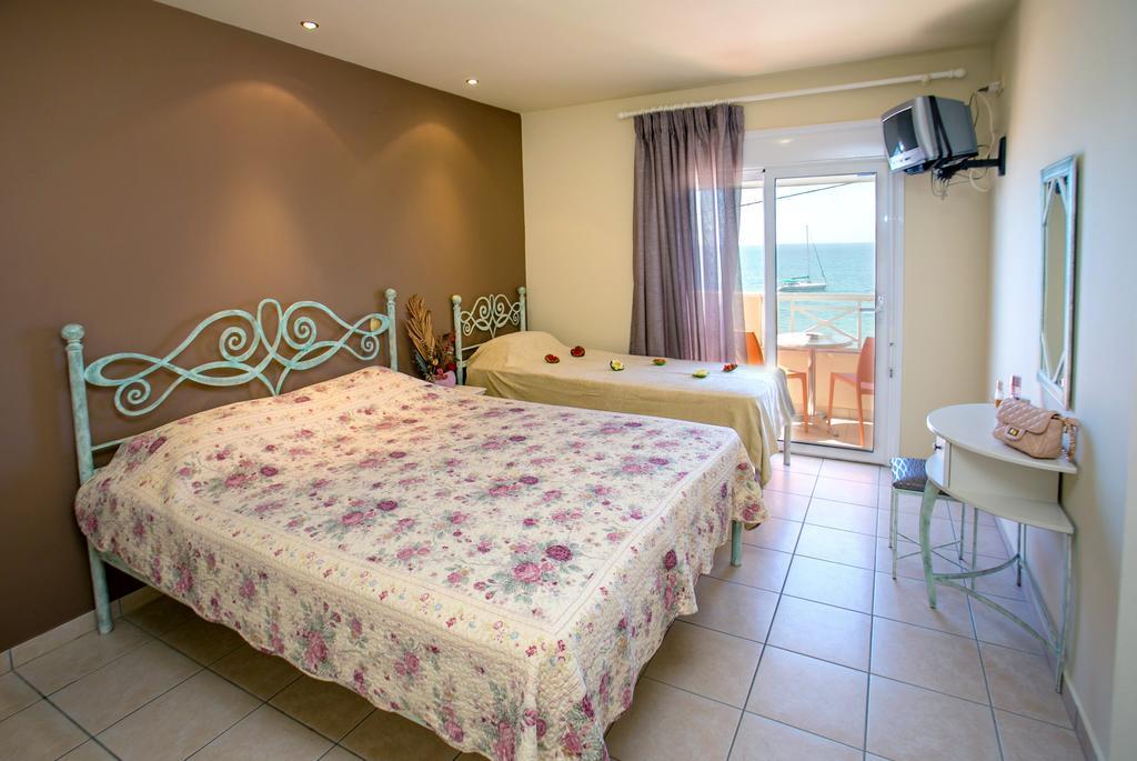 Studios Akrogiali Limenaria  Chambre photo